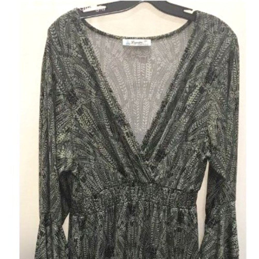 LAPOGEE GEOMETRIC BLACK AND TAN PATTERN BELL SLEEVE VNECK MAXI DRESS